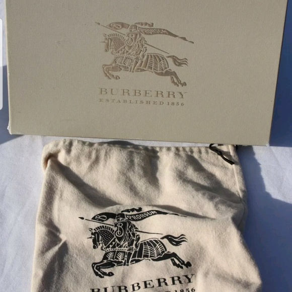 SOLD Burberry Grey/Blue Slate Heels Size 39.5 - Picture 5 of 5